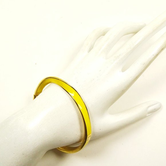 KATE SPADE Gold Plated Yellow Enamel Twisted Hinged Bangle Bracelet - Picture 6 of 7